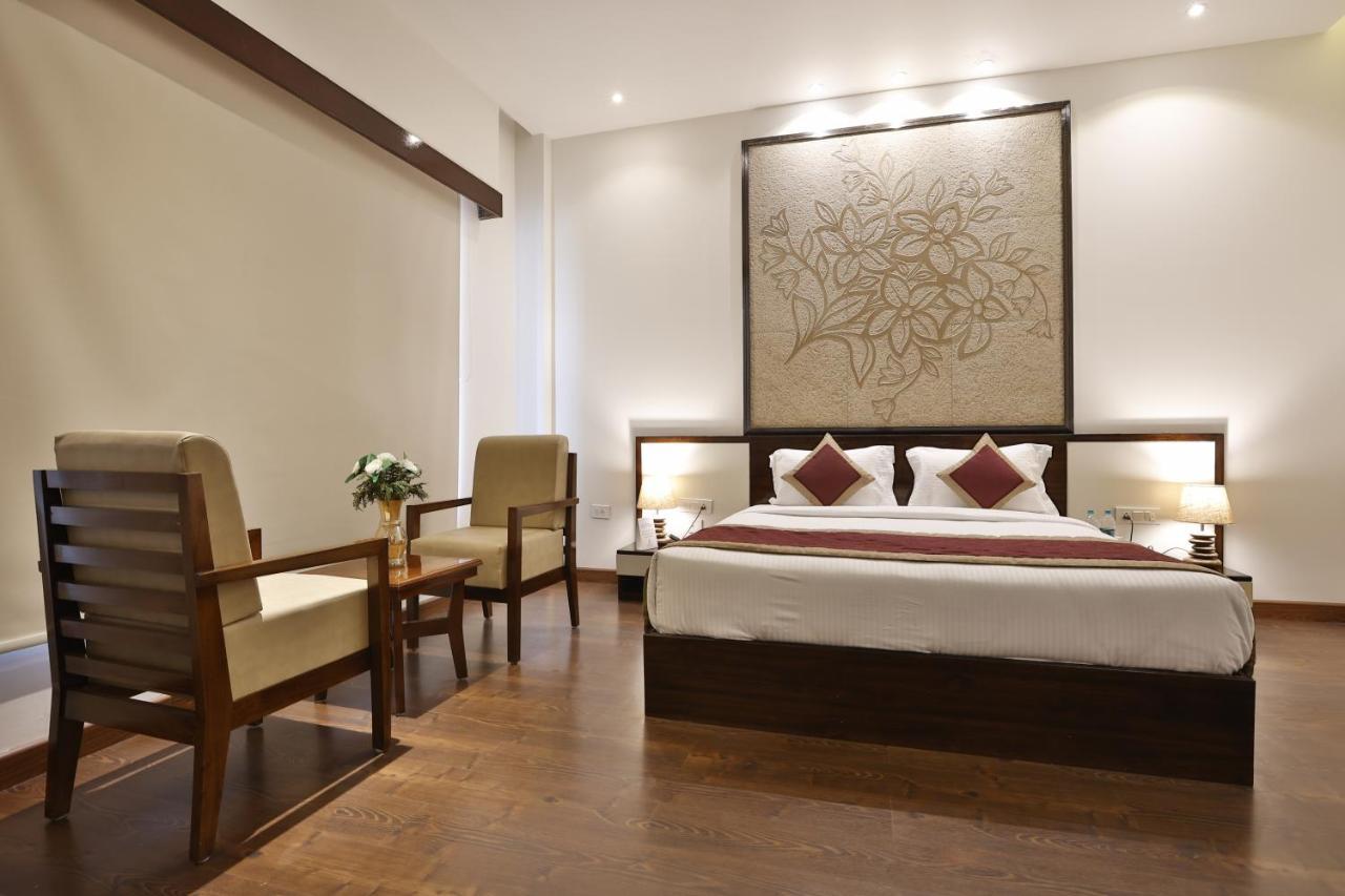 Mannat Haveli Hotel Kurukshetra Eksteriør billede
